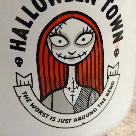 Disney The Nightmare Before Christmas Scream Queen Sally Mug NWT - Picture 5 of 12